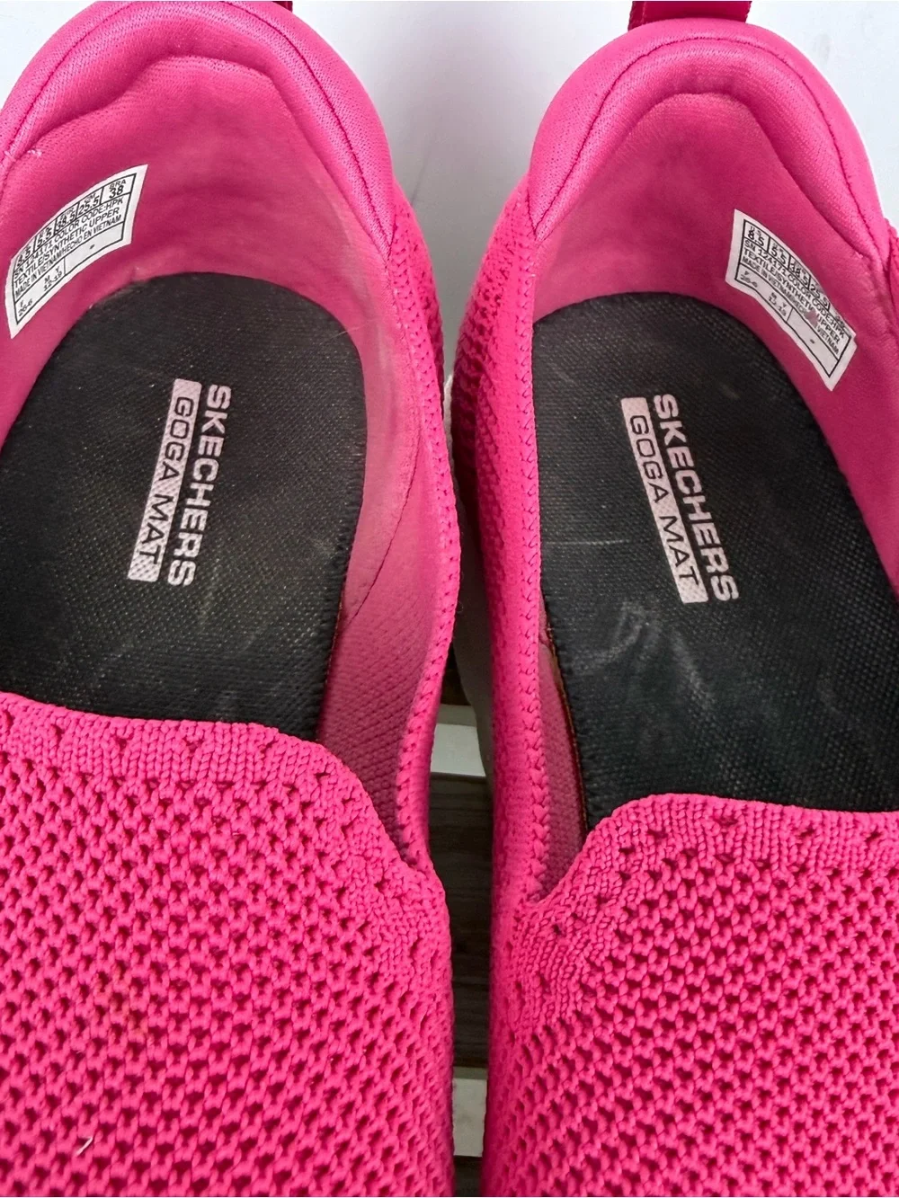 Skechers GOwalk 5 slip-on walking shoes breathable mesh upper a Goga Mat Sz 8.5